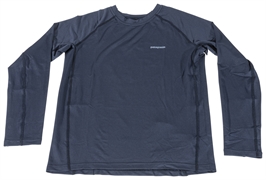PATAGONIA BOYS' LONG-SLEEVED SILKWEIGHT RASHGUARD FLYING FISH: NEW NAVY PATAGONIA BOYS' LONG-SLEEVED SILKWEIGHT RASHGUARD FLYING FISH: NEW NAVY