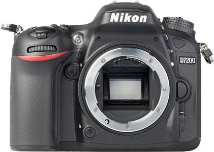 NIKON D7200 + AF-S DX Nikkor 18-105mm 1:3.5-5.6 G ED VR