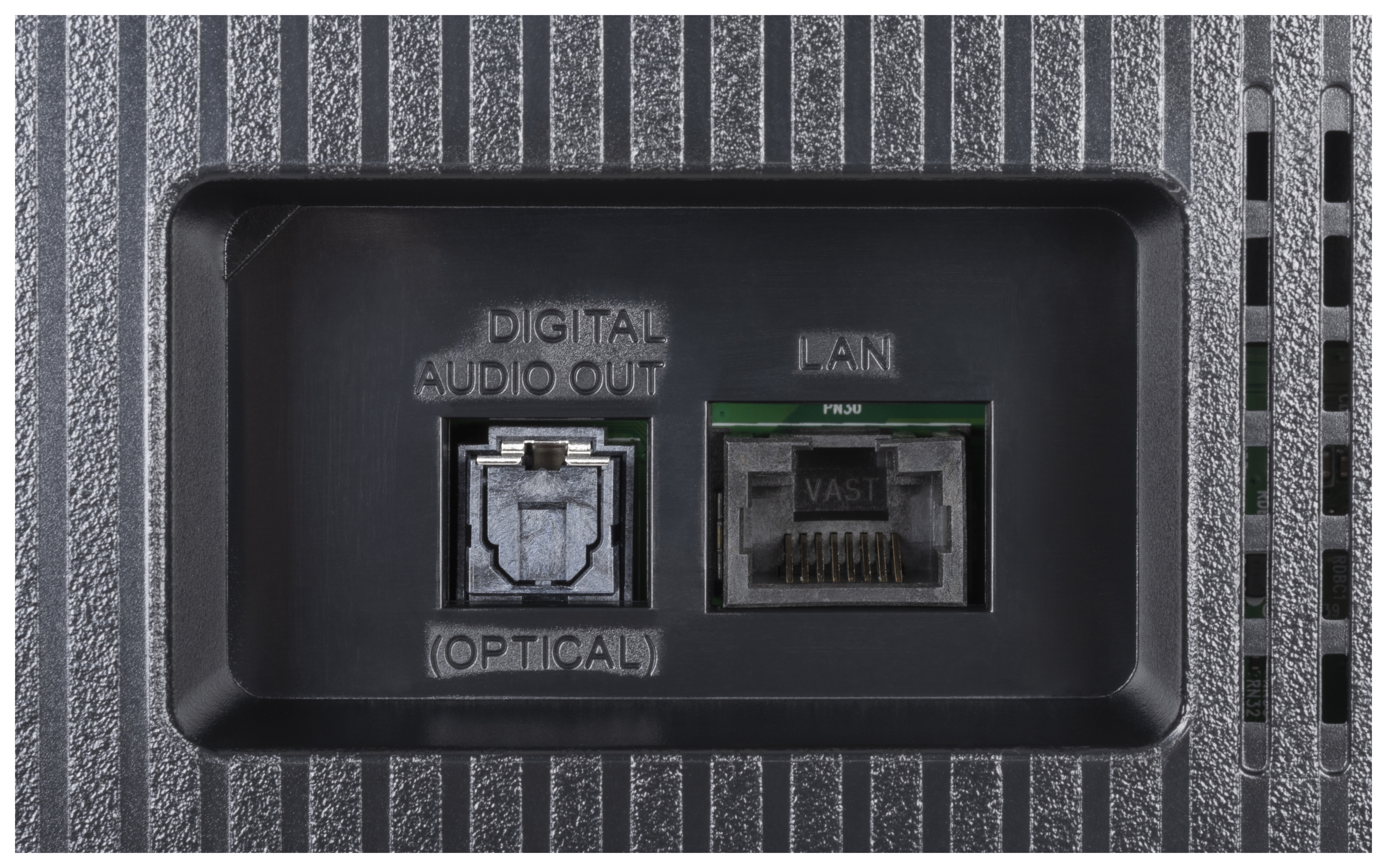 TCL 65C645