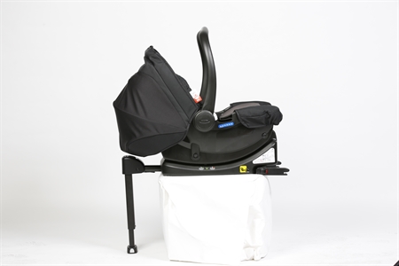 GRACO SNUGESSENTIALS + BASE ISOFAMILY