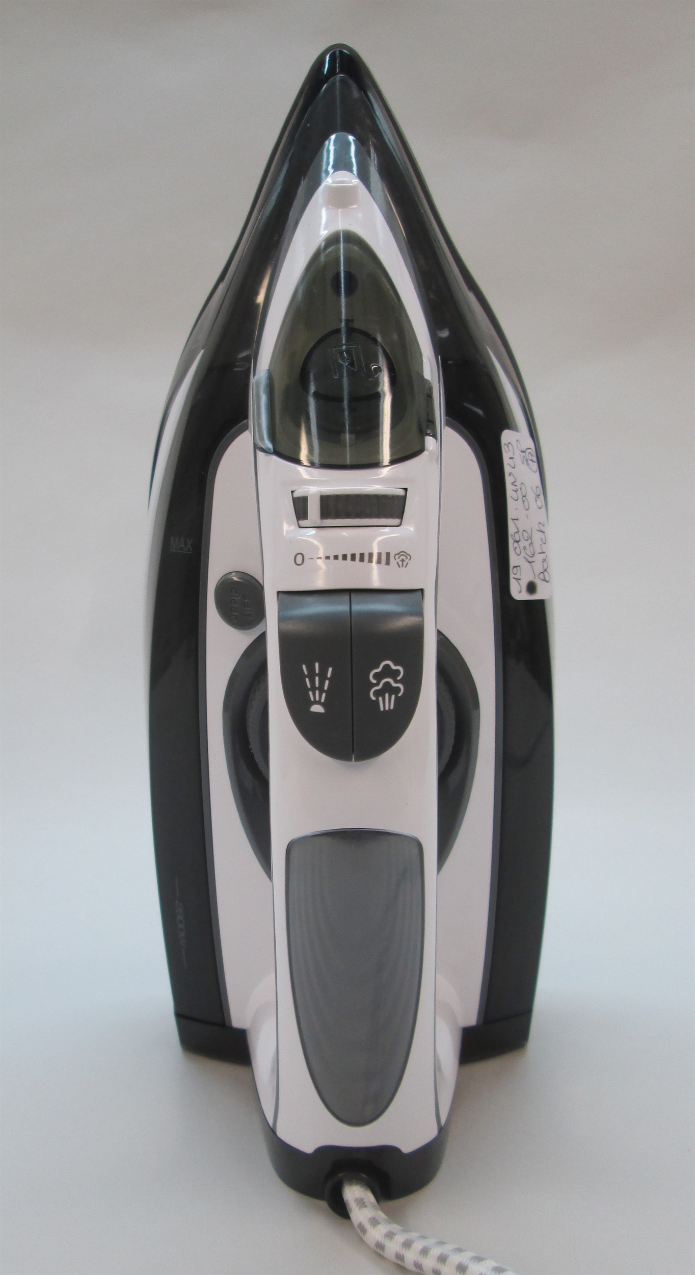 BLACK + DECKER BXIR2800E