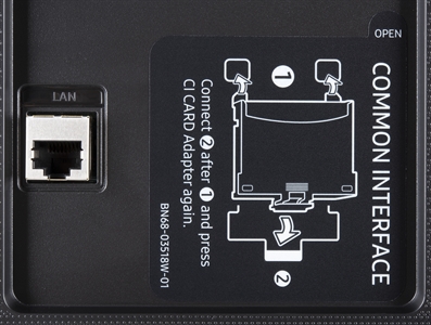 SAMSUNG UE50AU7105
