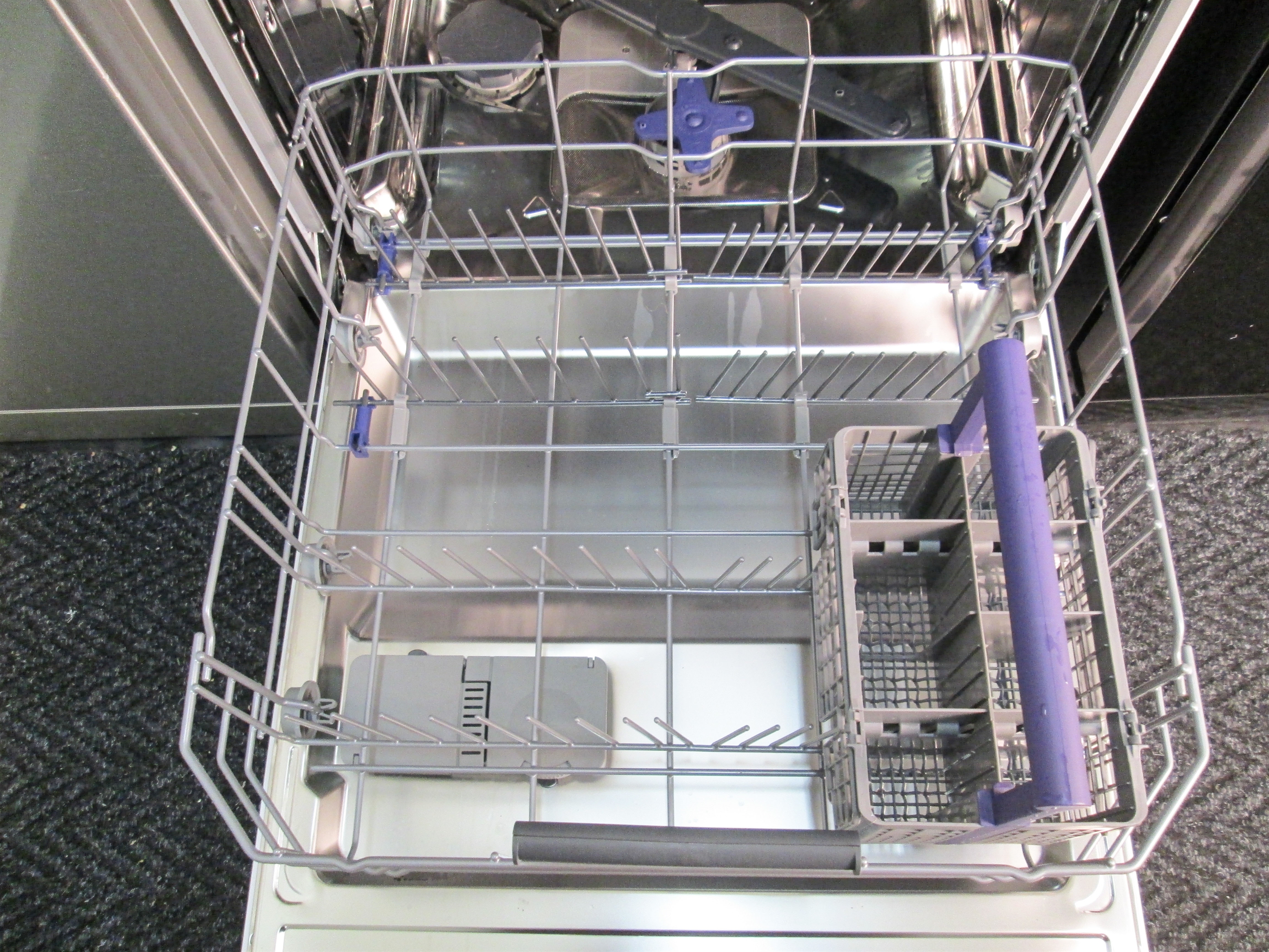 BEKO DFN28321W