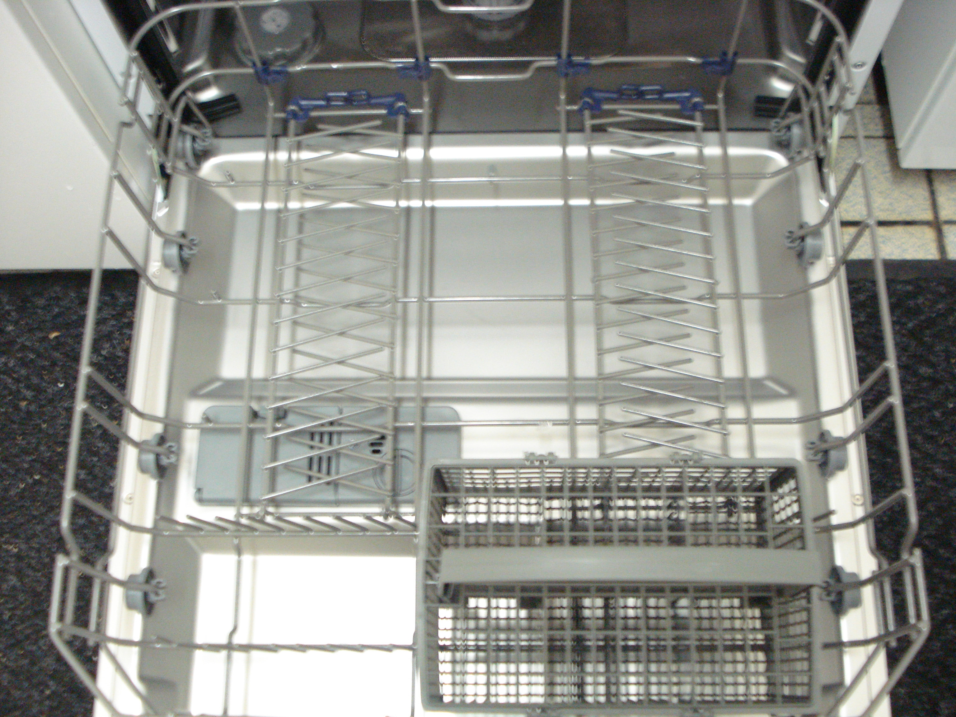 DAEWOO DDW-MQ 1211 W