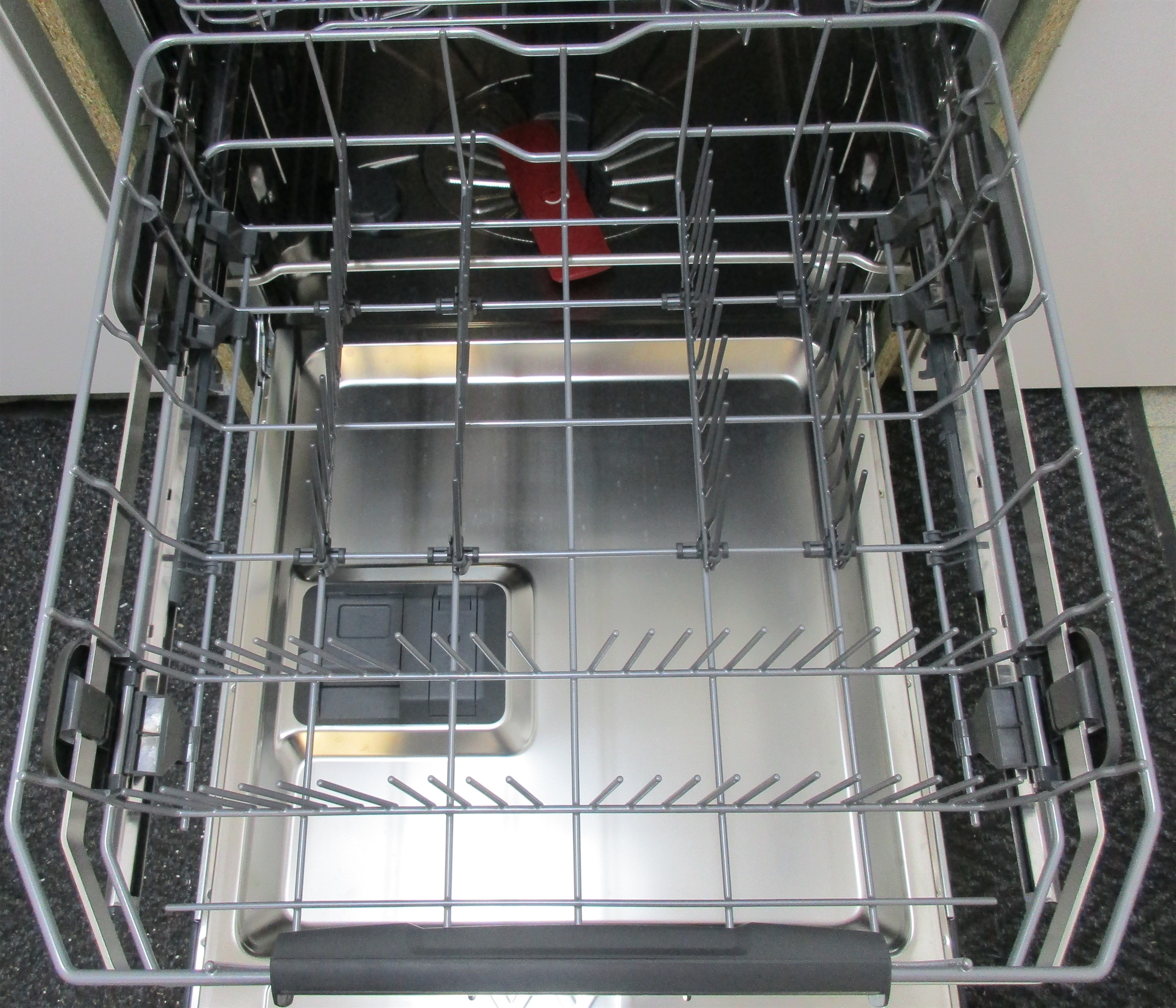 AEG FSE83847P