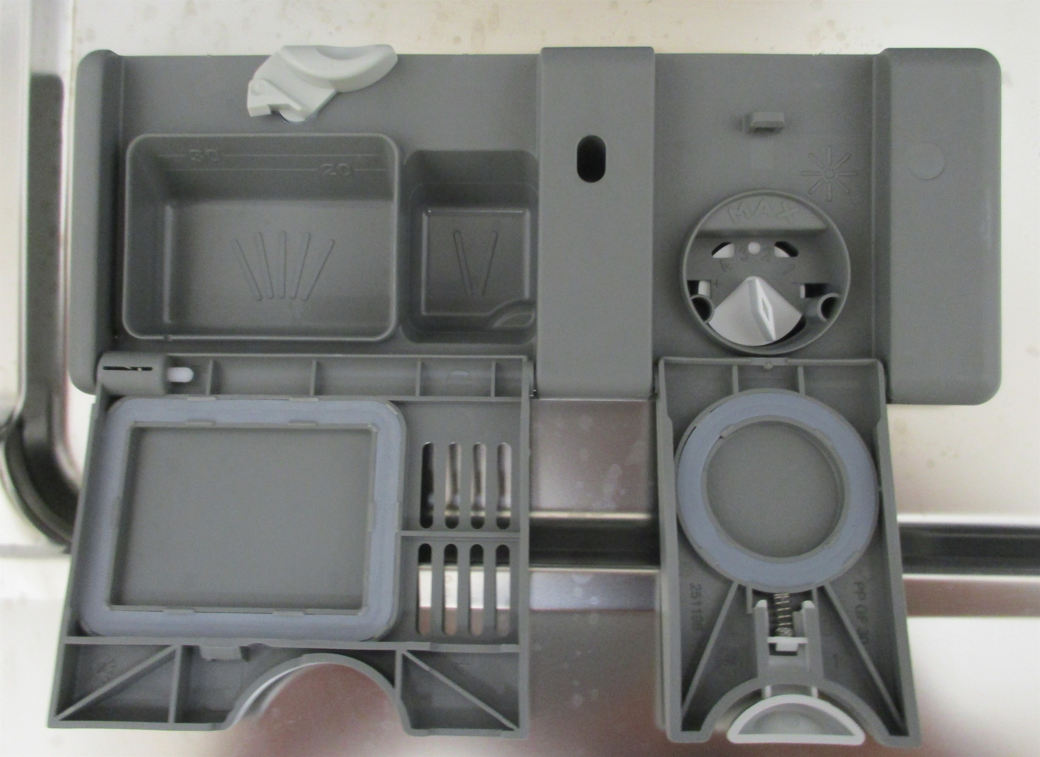 ELECTROLUX ESF5534LOW