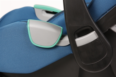 RECARO AVAN + AVAN/KIO BASE